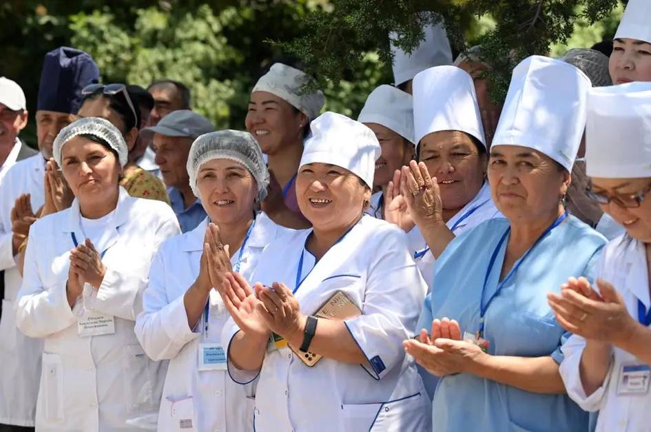 Kyrgyzstan to double salaries for teachers and medical workers from April 2026 